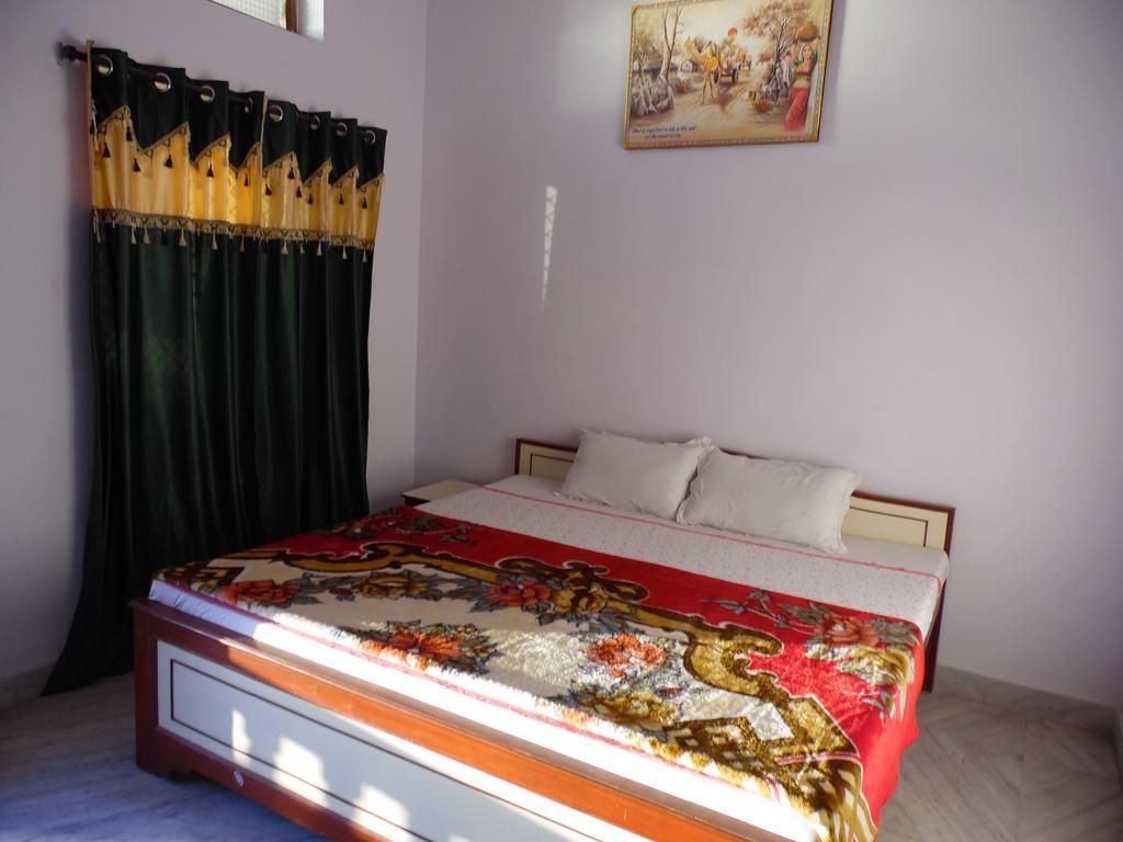 بوشكار Keshav Palace المظهر الخارجي الصورة