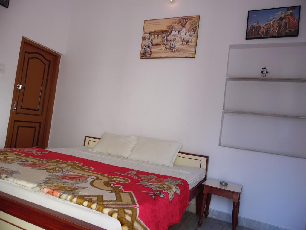 بوشكار Keshav Palace المظهر الخارجي الصورة