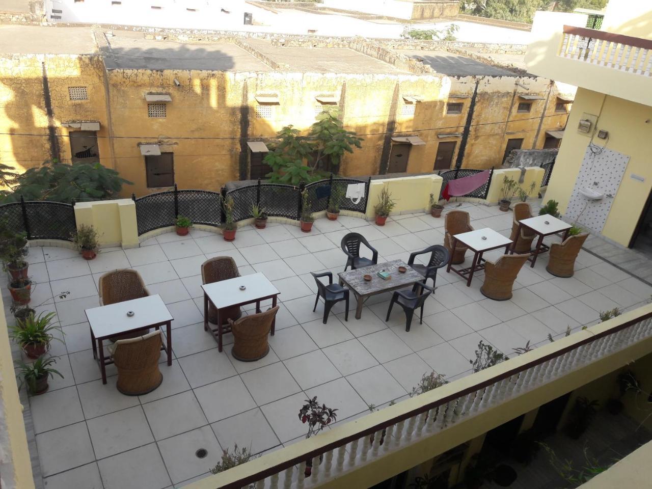 بوشكار Keshav Palace المظهر الخارجي الصورة